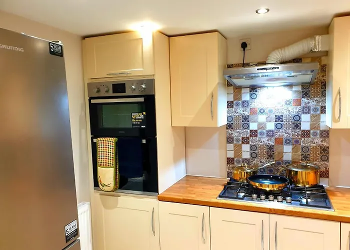 Elegant 2 Bed Apartment In Manchester